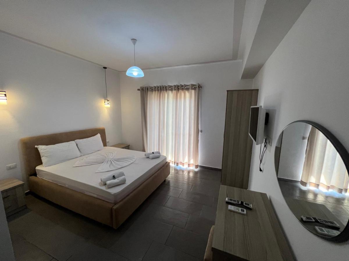 Hotel Irini ซารานเดอ ภายนอก รูปภาพ