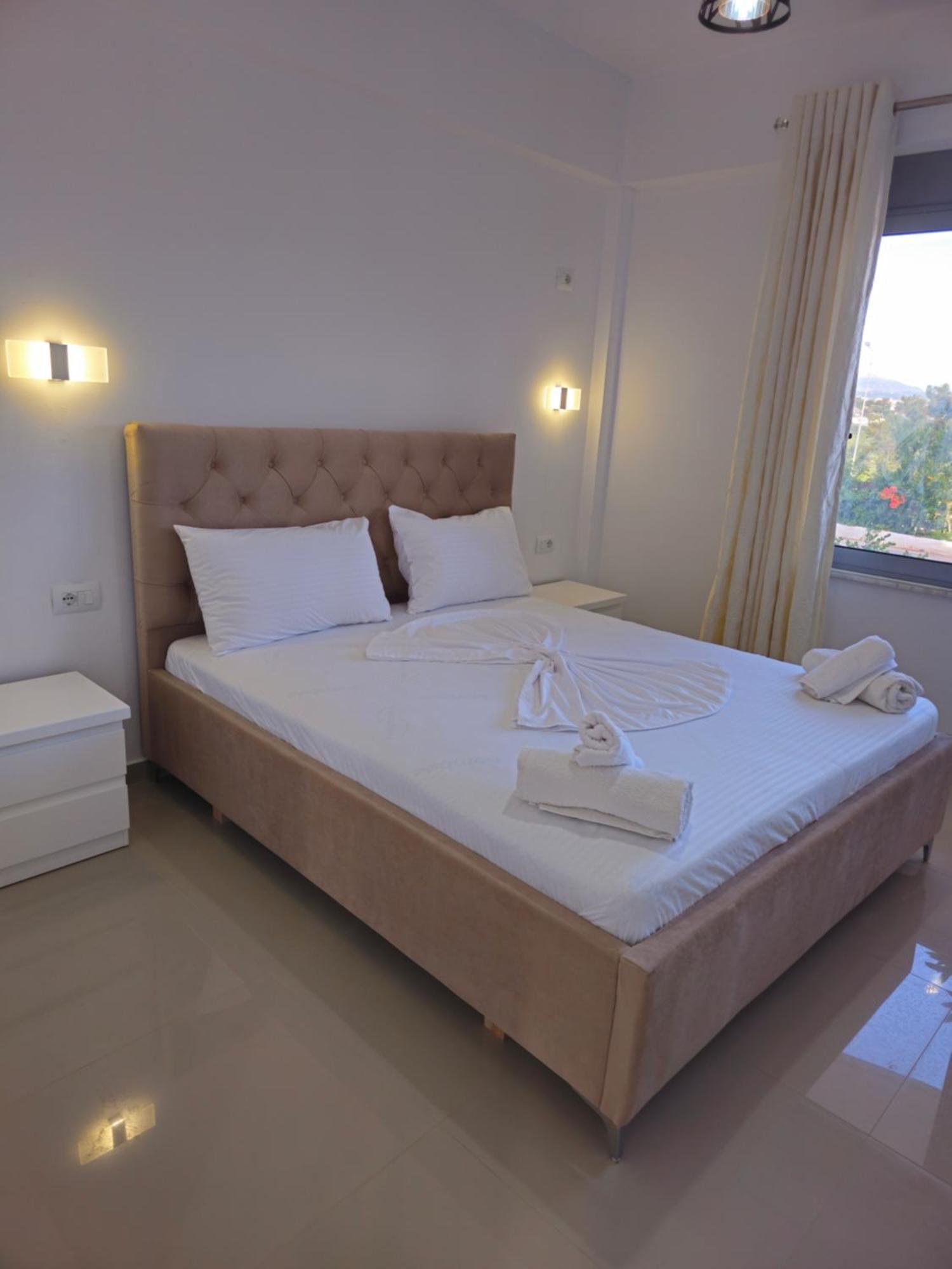Hotel Irini ซารานเดอ ภายนอก รูปภาพ