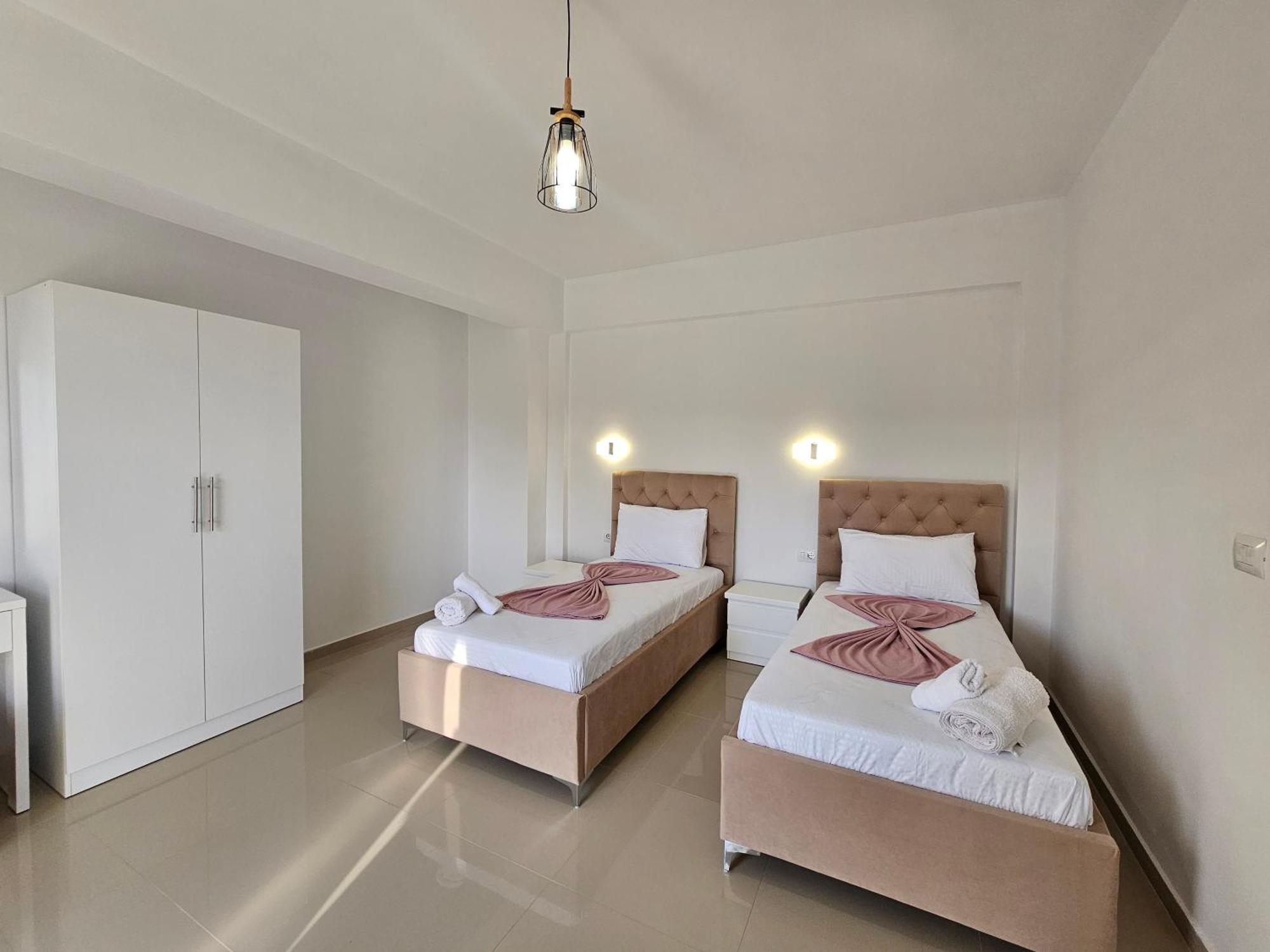 Hotel Irini ซารานเดอ ภายนอก รูปภาพ