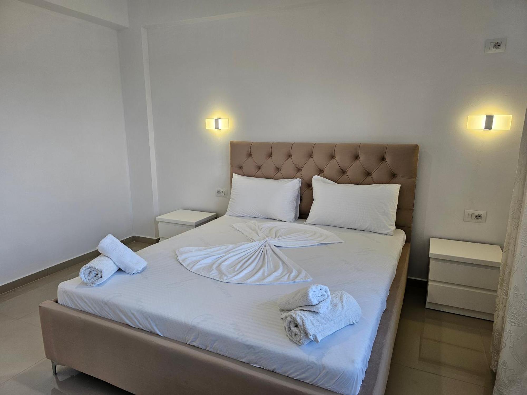 Hotel Irini ซารานเดอ ภายนอก รูปภาพ