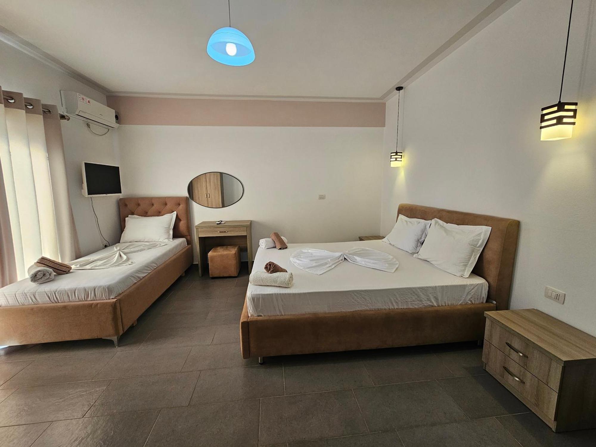 Hotel Irini ซารานเดอ ภายนอก รูปภาพ